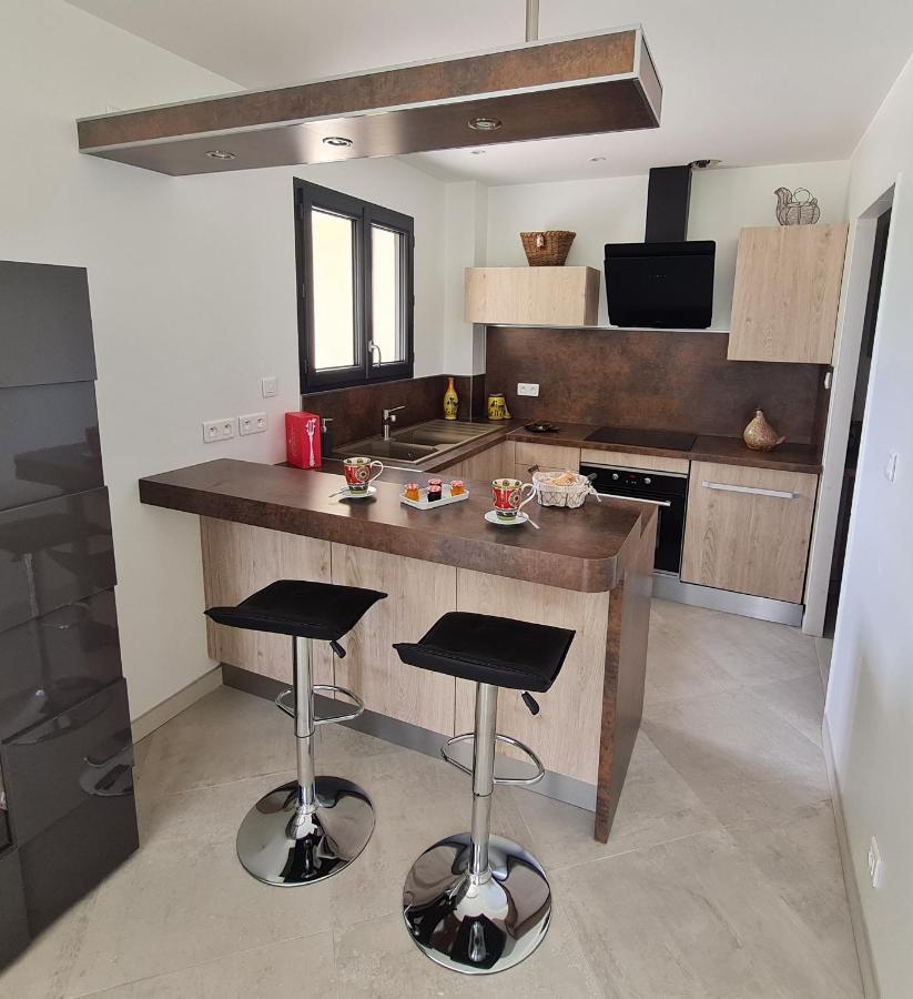 Bed and Breakfast Mas Des Fugueyrolles Cavaillon Exterior foto