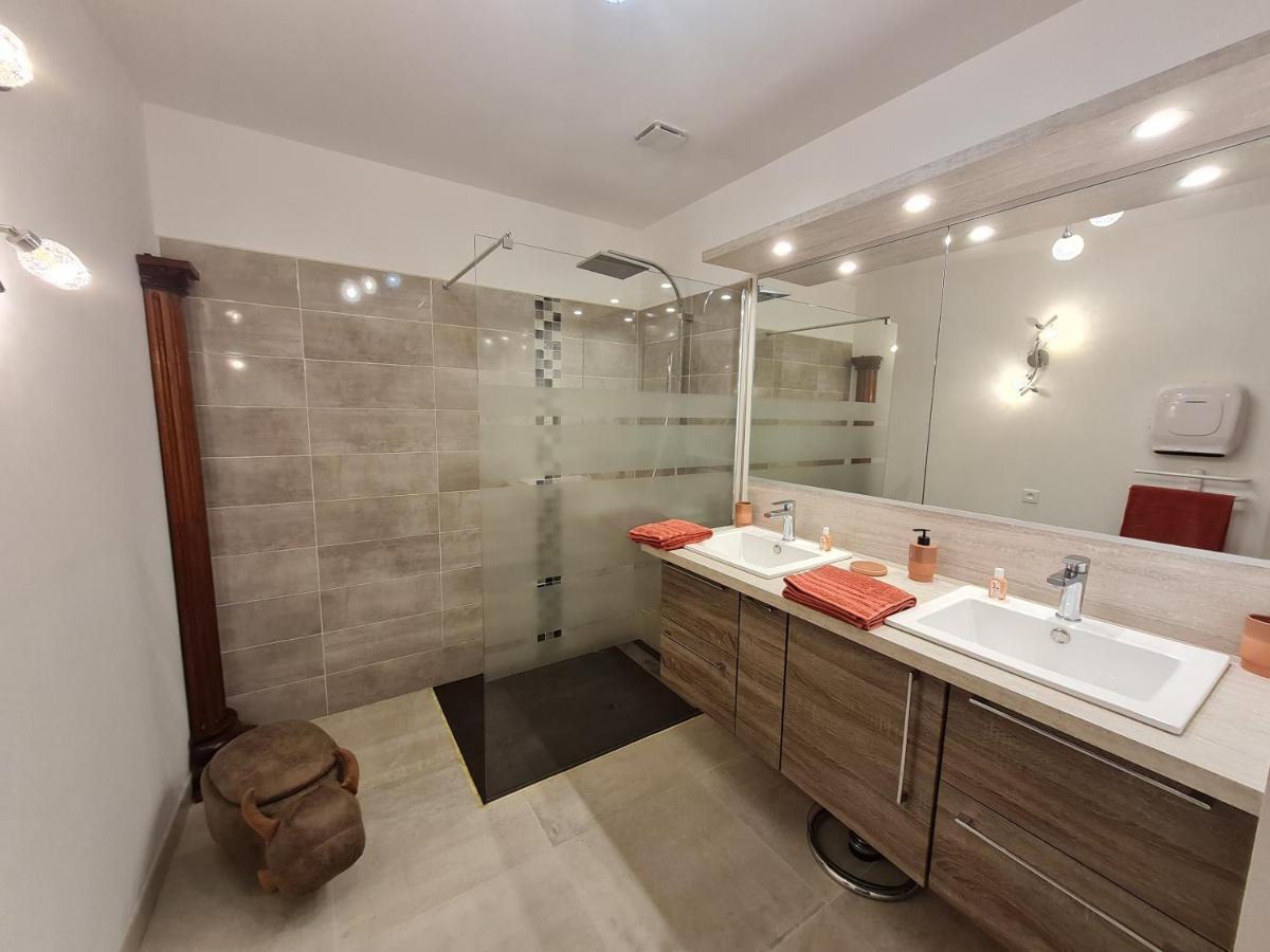 Bed and Breakfast Mas Des Fugueyrolles Cavaillon Exterior foto